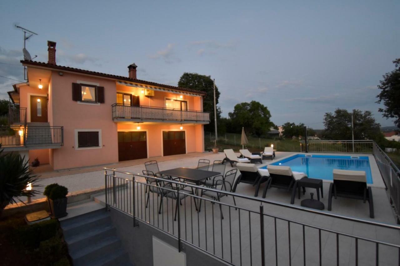 Vila Kuca Legovic Kaštelir Exteriér fotografie