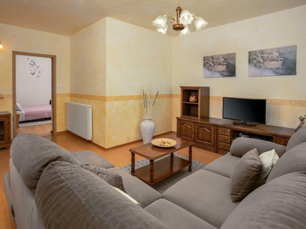 Vila Kuca Legovic Kaštelir Exteriér fotografie